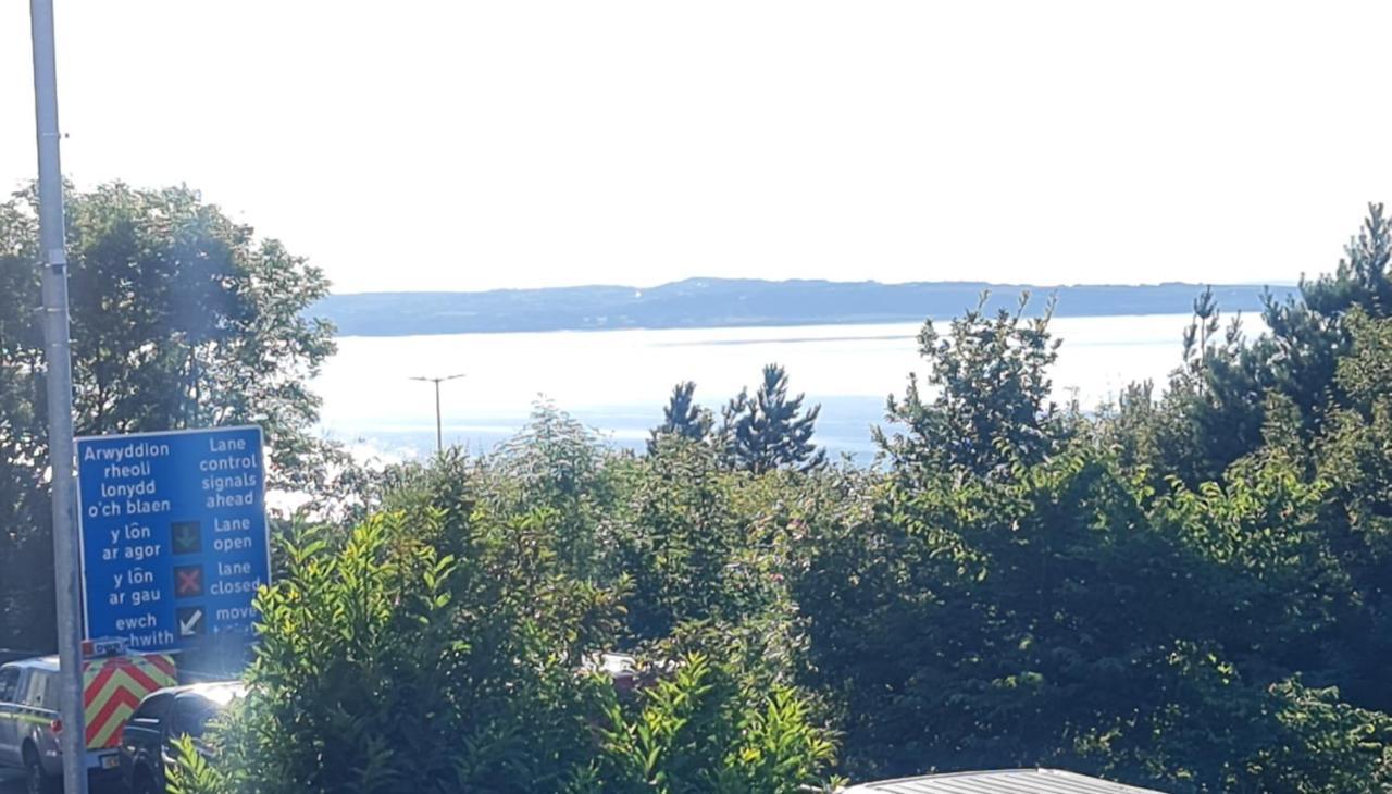 Вилла 4Br Sea View Escape-Near Snowdonia& Coastal Trails Penmaenmawr Экстерьер фото